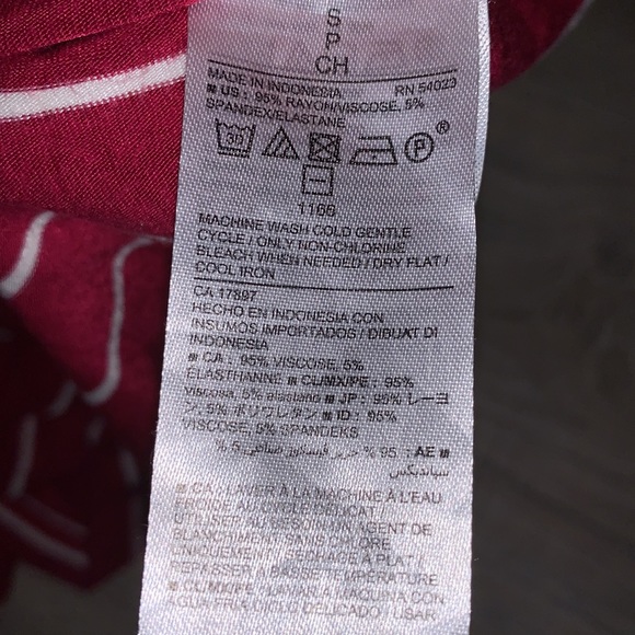 Old Navy red striped long sleeve knee length dress - Picture 7 of 7